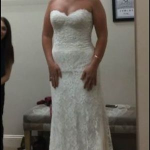 Wedding Dress, NEVER WORN!